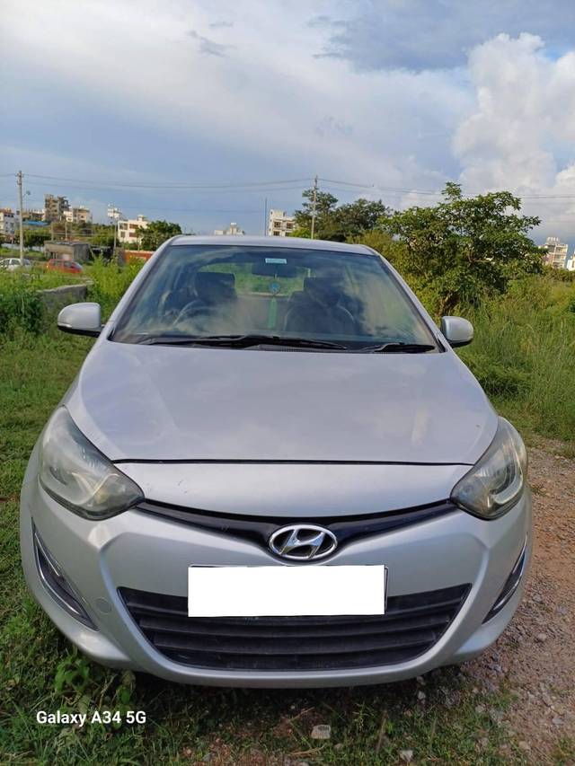 https://images10.gaadi.com/usedcar_image/4142256/original/processed_ed4f3f98f2ee894fb2e16cf0548c76e4.jpg?imwidth=6400