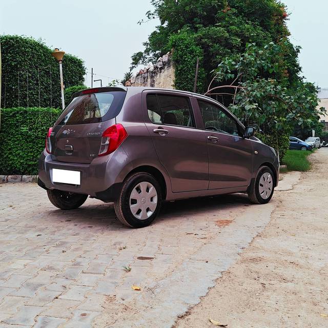 https://images10.gaadi.com/usedcar_image/4142434/original/processed_066d264071c91e86207304229a4e72fa.jpg?imwidth=6402