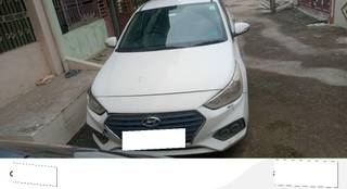 Hyundai Verna 2017-2020 Hyundai Verna CRDi 1.6 E