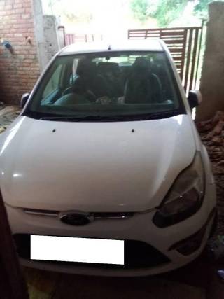 Ford Figo 2010-2012 Ford Figo Petrol ZXI