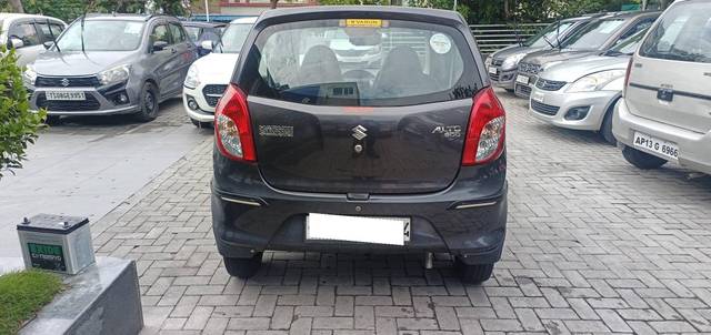 https://images10.gaadi.com/usedcar_image/4142677/original/processed_d6771dbffc6107933d0ddc70f1039011.jpg?imwidth=6402