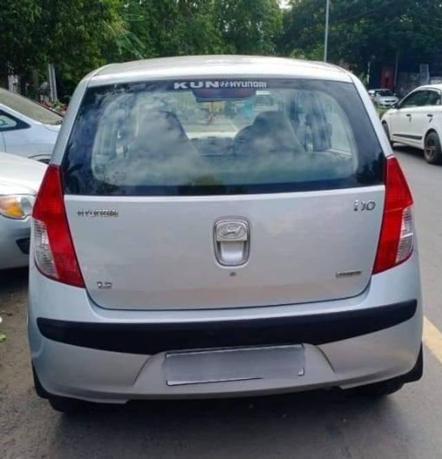 https://images10.gaadi.com/usedcar_image/4142723/original/processed_06c995e8fcc53fea25f5b03d22b88d53.jpg?imwidth=6401