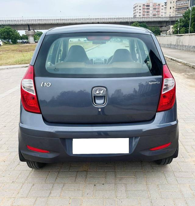 https://images10.gaadi.com/usedcar_image/4142726/original/processed_24dd2f99399e3f36161abe68a2f5121f.jpg?imwidth=6401