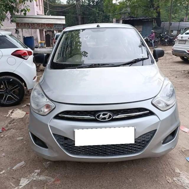 https://images10.gaadi.com/usedcar_image/4142739/original/processed_63700a39d858f70101781e801a4960df.jpg?imwidth=6402