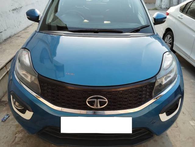 https://images10.gaadi.com/usedcar_image/4142744/original/processed_b897af8b-c2f6-4245-88c6-5557e0e55c53.jpg?imwidth=6400