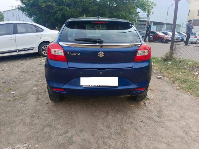 https://images10.gaadi.com/usedcar_image/4142752/original/processed_3bcfee815f7681f2502b1d8dff784acb.jpg?imwidth=6402