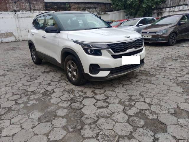 https://images10.gaadi.com/usedcar_image/4142805/original/processed_0975687112931c2ef1e2656baa4add8f.jpeg?imwidth=6400