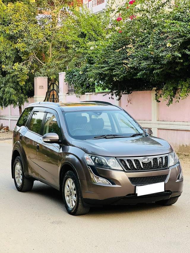 https://images10.gaadi.com/usedcar_image/4142843/original/processed_73f9b4b09e76262cd802c5720184d1cf.jpg?imwidth=6400