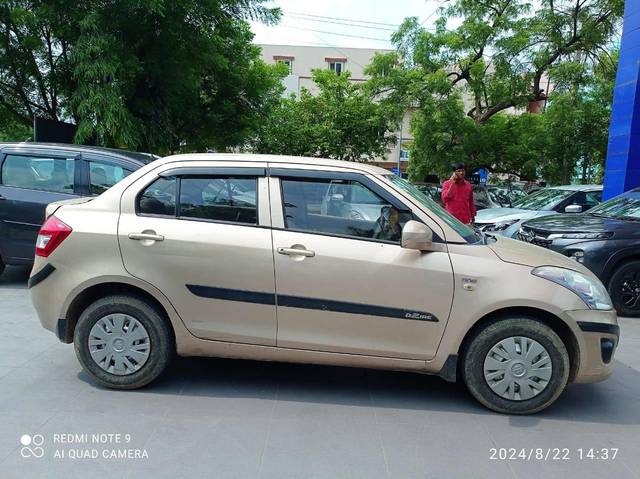 https://images10.gaadi.com/usedcar_image/4142880/original/processed_0ce3fc11c24bbc063e9f04c29db113f4.jpg?imwidth=6402