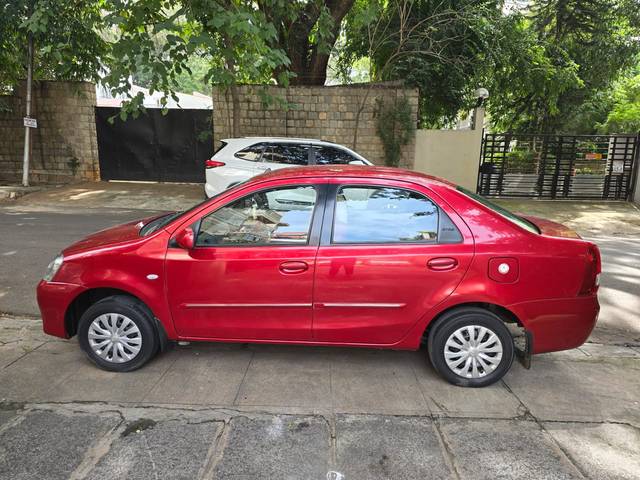 https://images10.gaadi.com/usedcar_image/4142887/original/0e52dd0d6235da992dd7cb04db4ec6bd.jpg?imwidth=6402