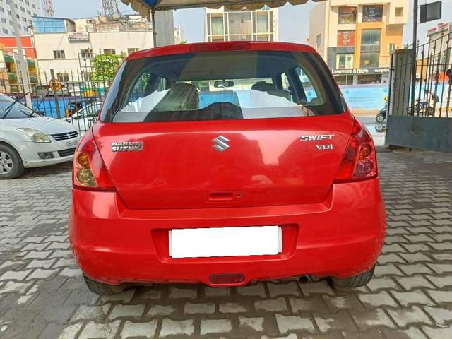 https://images10.gaadi.com/usedcar_image/4142891/original/processed_239252428ec5184f6ae76ceaea516e69.jpeg?imwidth=6402