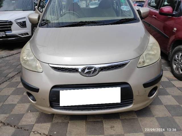 https://images10.gaadi.com/usedcar_image/4143055/original/processed_31b505eb-5249-49be-8521-ef9d2d075efe.jpg?imwidth=6400