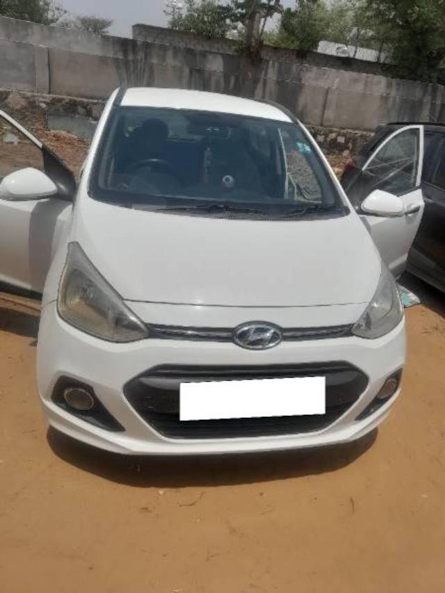 https://images10.gaadi.com/usedcar_image/4143093/original/processed_465f11b8-a121-4c2b-8740-85ecd2c25356.jpg?imwidth=6402