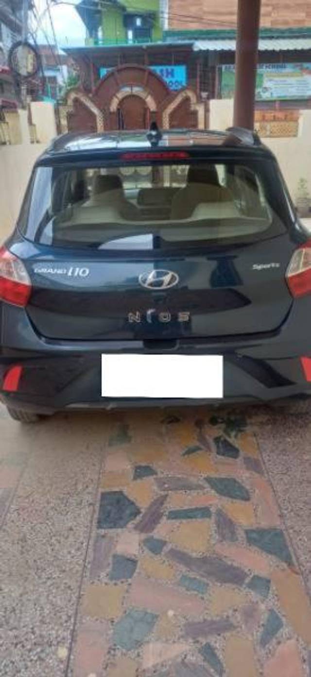 https://images10.gaadi.com/usedcar_image/4143118/original/processed_e49766df-1efd-499d-b964-ba962e5b3d98.jpg?imwidth=6401