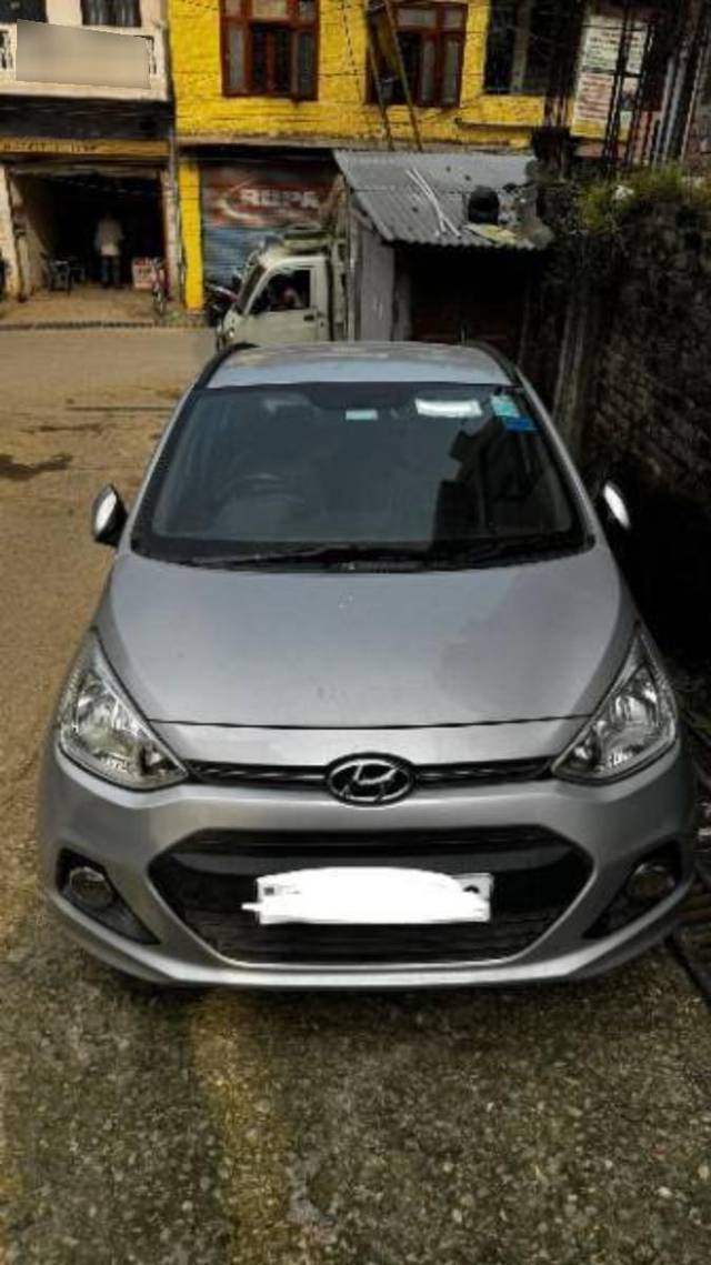 https://images10.gaadi.com/usedcar_image/4143233/original/processed_680d086e-bccb-43b4-bc0f-98a4a3cf4a12.jpg?imwidth=6400