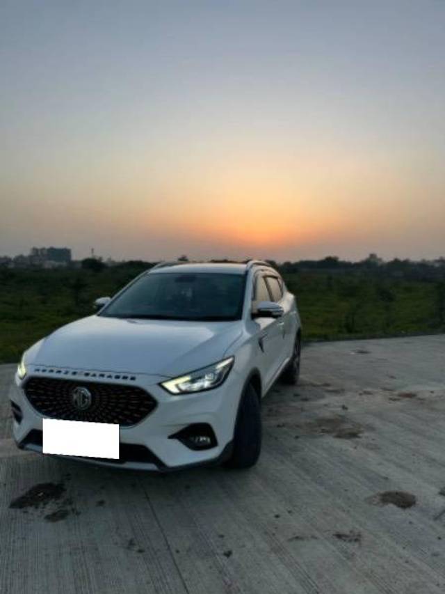 https://images10.gaadi.com/usedcar_image/4143392/original/processed_5d300ad0-8cb4-4818-9be8-6a6786c78cdd.jpg?imwidth=6400