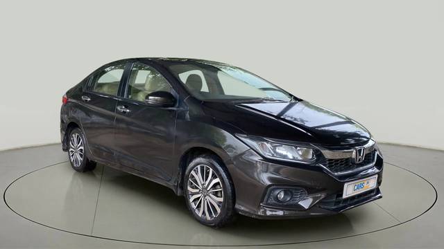 https://images10.gaadi.com/usedcar_image/4144113/original/24118c2cf9878d7a376785b2d39c9da3.jpg?imwidth=6400