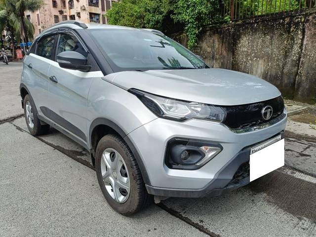 https://images10.gaadi.com/usedcar_image/4144118/original/processed_4cb646d6b52606d0931c599f4a7cc995.jpg?imwidth=6400