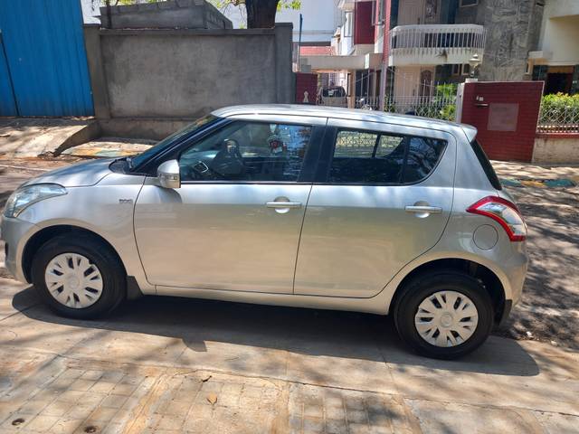 https://images10.gaadi.com/usedcar_image/4144195/original/c401ce0abc685556fc28619ce8193947.jpg?imwidth=6402