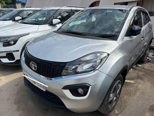 https://images10.gaadi.com/usedcar_image/4144196/original/processed_cc2d02629176bd62b3c58e0c3d2895f3.jpeg?imwidth=6401