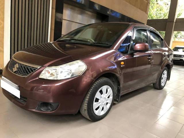 https://images10.gaadi.com/usedcar_image/4144510/original/processed_49a0376bfaed1a7e841d92c48696134b.jpg?imwidth=6400