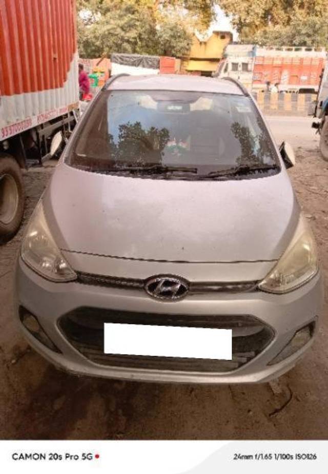 https://images10.gaadi.com/usedcar_image/4144524/original/processed_0bef31da-100a-4038-887b-0027f97e25c3.jpg?imwidth=6402