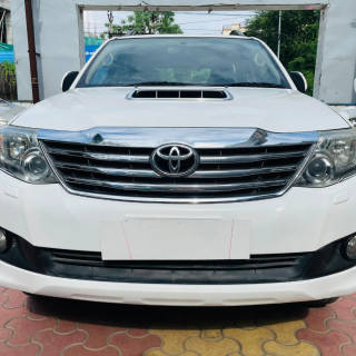 Toyota Fortuner 2011-2016 Toyota Fortuner 4x2 AT