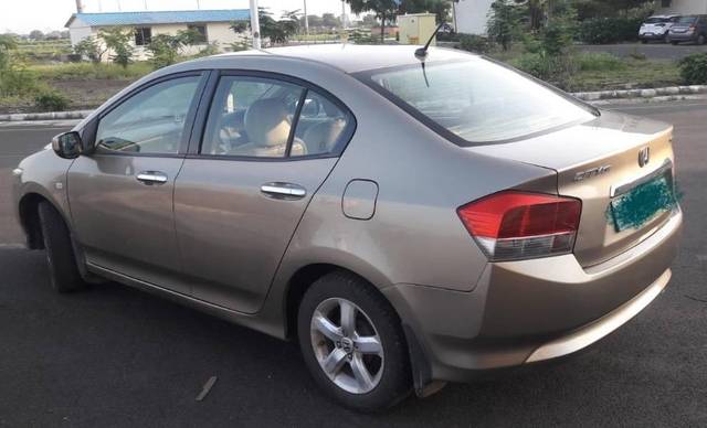 https://images10.gaadi.com/usedcar_image/4144755/original/processed_a142dd04-91e2-42aa-8711-28b997ae9e93.jpeg?imwidth=6401