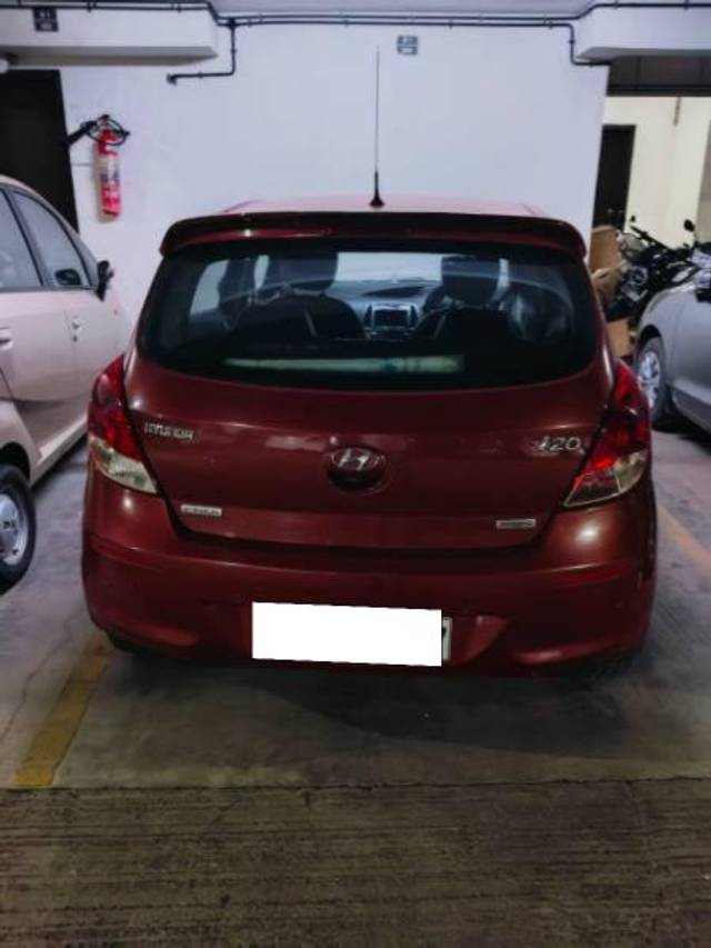 https://images10.gaadi.com/usedcar_image/4144935/original/processed_32aa2d5c-e735-40ad-bfba-3272377584fc.jpg?imwidth=6401