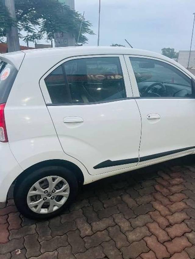 https://images10.gaadi.com/usedcar_image/4145156/original/processed_2caf4776-bd43-4950-9bc2-db0473dbeab4.jpeg?imwidth=6402