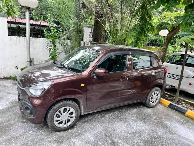 https://images10.gaadi.com/usedcar_image/4145165/original/processed_f8282433-cb94-45be-a430-586b089897a7.jpg?imwidth=6402