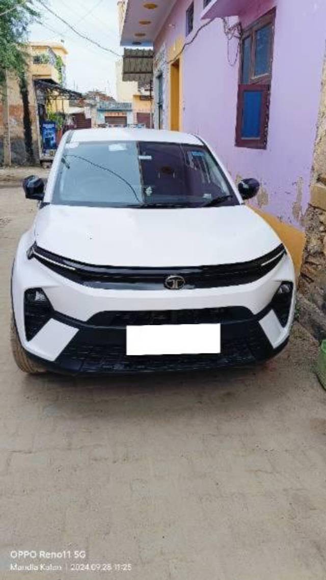 https://images10.gaadi.com/usedcar_image/4145492/original/processed_a2be1a15-4860-4aa2-be9b-cc08c453c043.jpg?imwidth=6400