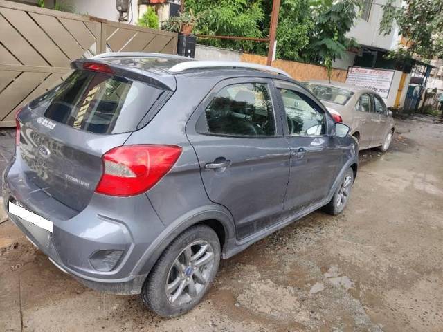 https://images10.gaadi.com/usedcar_image/4145520/original/processed_0f5e8978-de69-4097-951f-f8bdb5f16082.jpg?imwidth=6401