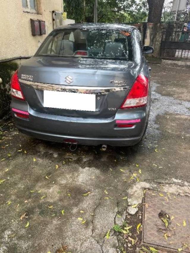 https://images10.gaadi.com/usedcar_image/4145561/original/processed_c2d8ad1b-e96f-439f-9f7b-cff2bdf015b6.jpg?imwidth=6402