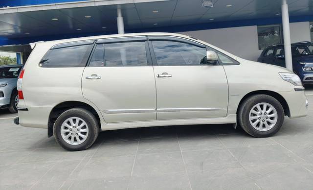 https://images10.gaadi.com/usedcar_image/4145614/original/processed_620e8b59d2a9e1d4f6f7ad178941259a.jpg?imwidth=6401