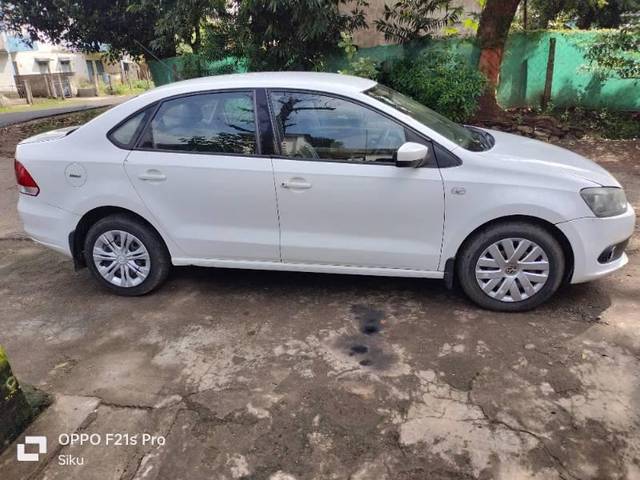 https://images10.gaadi.com/usedcar_image/4145650/original/processed_618cb0d3-6d9f-4c41-bd01-02271e98c49b.jpg?imwidth=6401