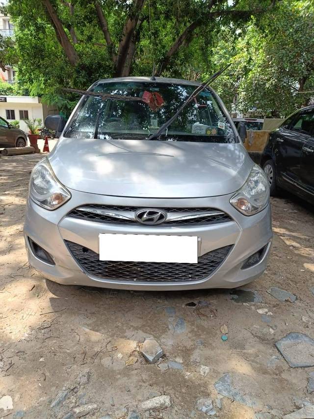 https://images10.gaadi.com/usedcar_image/4145736/original/processed_5f9357f6de4df854e726773d45bd917a.jpg?imwidth=6400