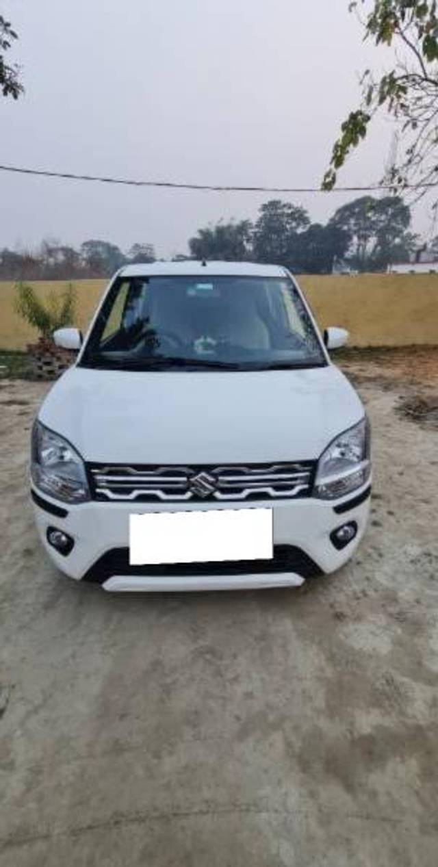 https://images10.gaadi.com/usedcar_image/4145739/original/processed_40d497ee-55e6-4287-942e-6cf5fd2a16ff.jpg?imwidth=6400