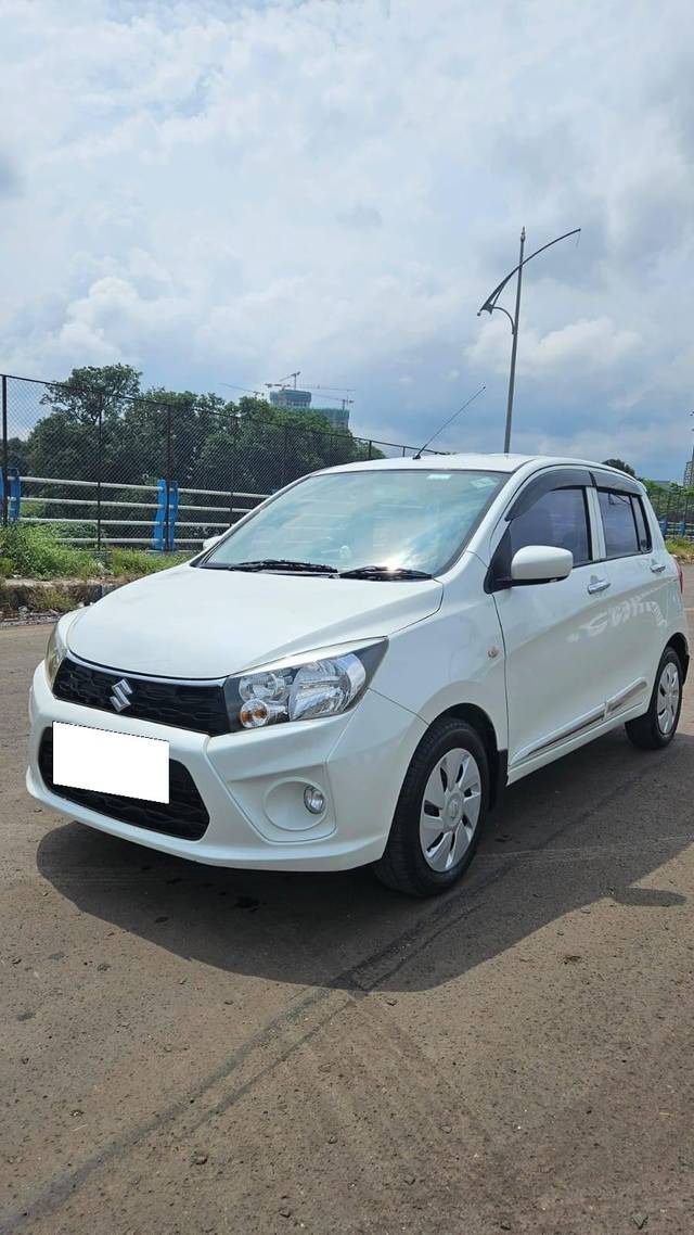 https://images10.gaadi.com/usedcar_image/4145889/original/processed_dde55df6633a165d70c4a1a51f78cda1.jpg?imwidth=6402