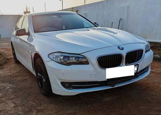 https://images10.gaadi.com/usedcar_image/4145917/original/processed_f815d5e8-f0cc-4084-9ab3-95e9154b34f0.jpg?imwidth=6400