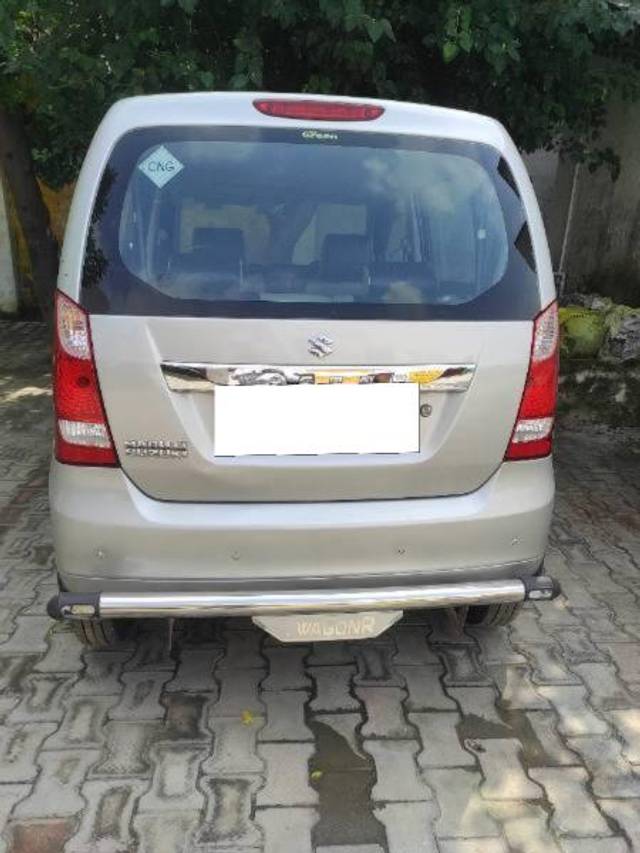 https://images10.gaadi.com/usedcar_image/4145993/original/processed_2682de36-304c-4a4b-bed5-84390042741c.jpg?imwidth=6400