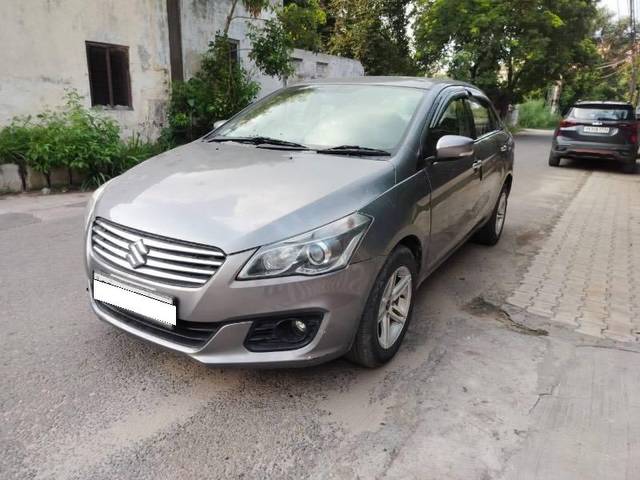 https://images10.gaadi.com/usedcar_image/4146020/original/processed_5a31c0b8-c495-44ba-807c-13693a1e6822.jpg?imwidth=6402