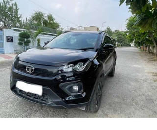 Tata Nexon 2020-2023 Tata Nexon XZA Plus (O) Dark Edition Diesel