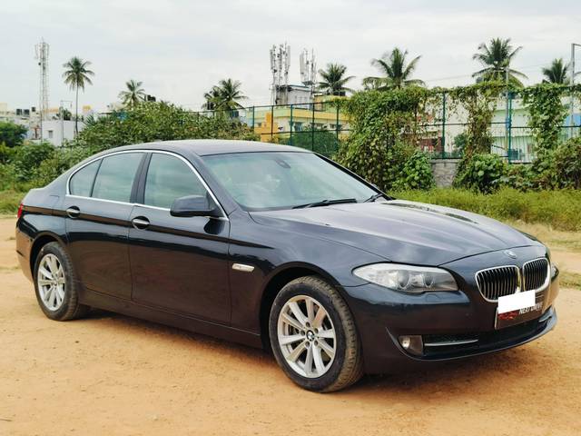 https://images10.gaadi.com/usedcar_image/4146039/original/processed_8448c8e22bb6158724066e43e3e75874.jpg?imwidth=6400