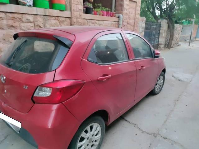 https://images10.gaadi.com/usedcar_image/4146323/original/processed_01374d87-9588-448b-8e2a-715a3e16092e.jpg?imwidth=6400