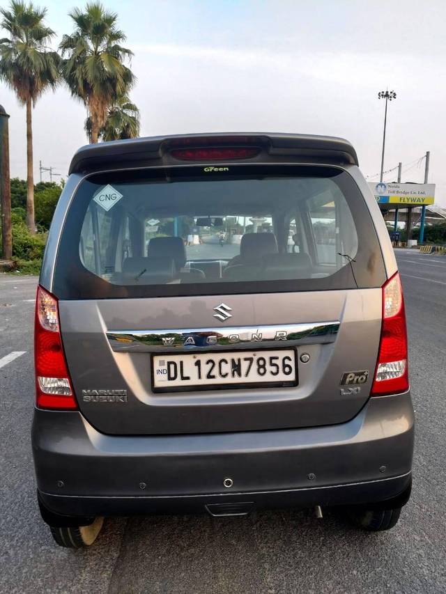 https://images10.gaadi.com/usedcar_image/4146376/original/processed_da3650ec86dba4e692314a73dbd2ca7b.jpg?imwidth=6401