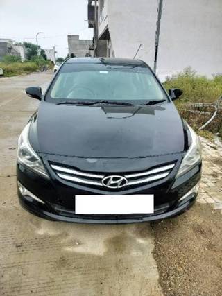 Hyundai Verna 2016-2017 Hyundai Verna 1.6 CRDi SX