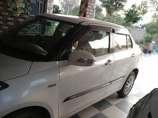 https://images10.gaadi.com/usedcar_image/4146632/original/processed_2f4ae722-2214-45fa-a42c-7be83c5853e3.jpg?imwidth=6400