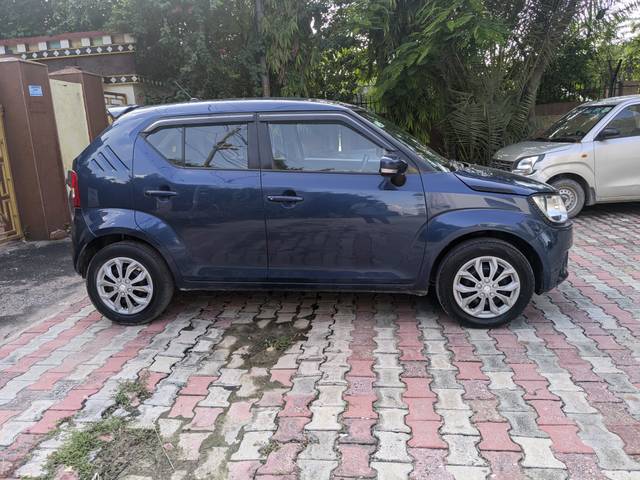 https://images10.gaadi.com/usedcar_image/4146791/original/f668053ba6169b2c10666ae08b0c98c5.jpg?imwidth=6401