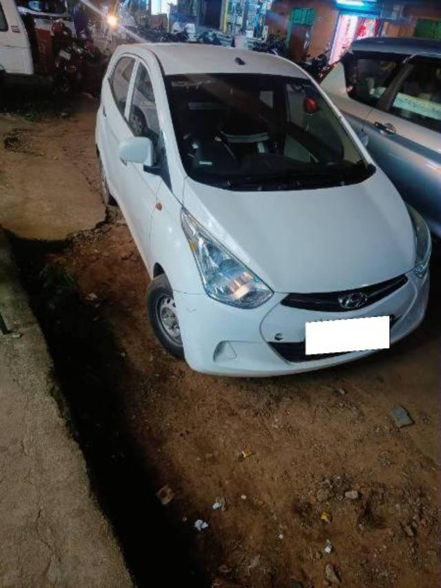 https://images10.gaadi.com/usedcar_image/4146819/original/processed_308057a1-1a86-4603-a525-fc7230c704b9.jpg?imwidth=6400